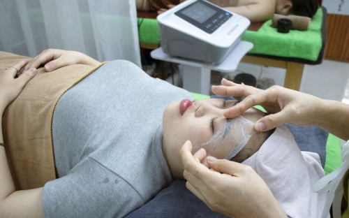 Chăm Sóc Da Chuyên Sâu – Giải Pháp Toàn Diện Cho Làn Da Hoàn Hảo